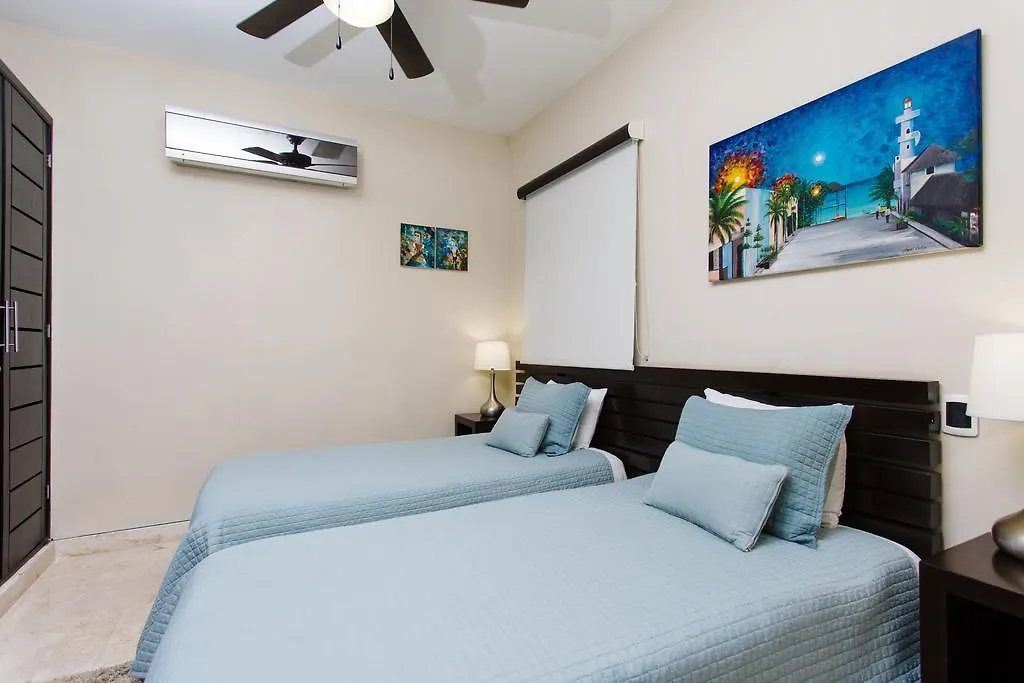 Oceanfront El Faro Surf 302 Apartamento Playa del Carmen México