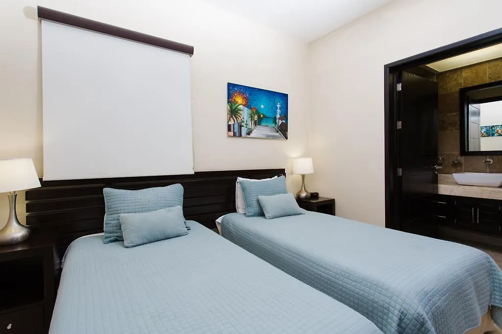 Oceanfront El Faro Surf 302 Apartamento Playa del Carmen 0*,  México